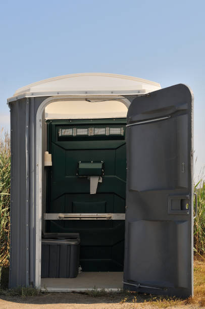 Best Portable bathroom rental  in Stevens Point, WI